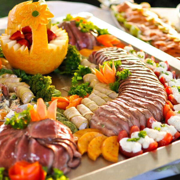 Catering Boxen & Servierplatten